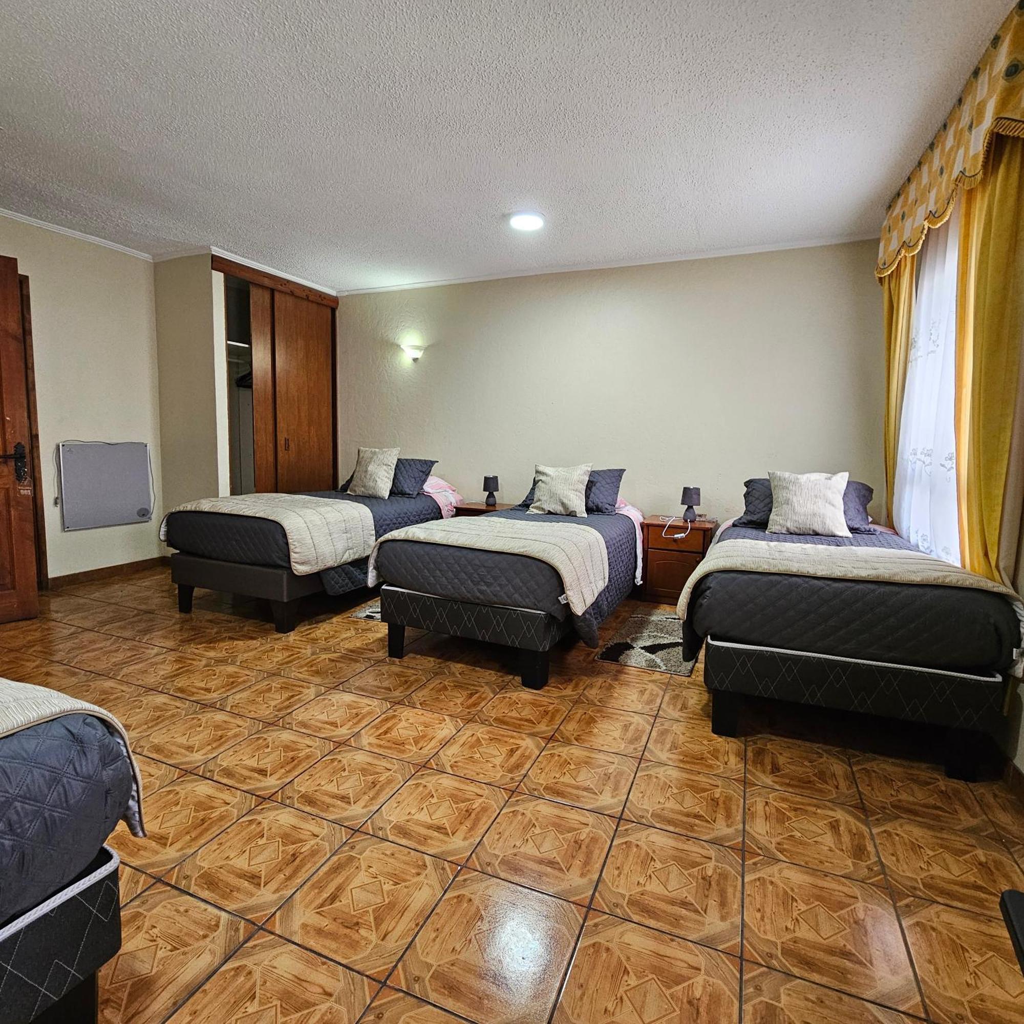Hostal De Colon ラ・セレナ エクステリア 写真