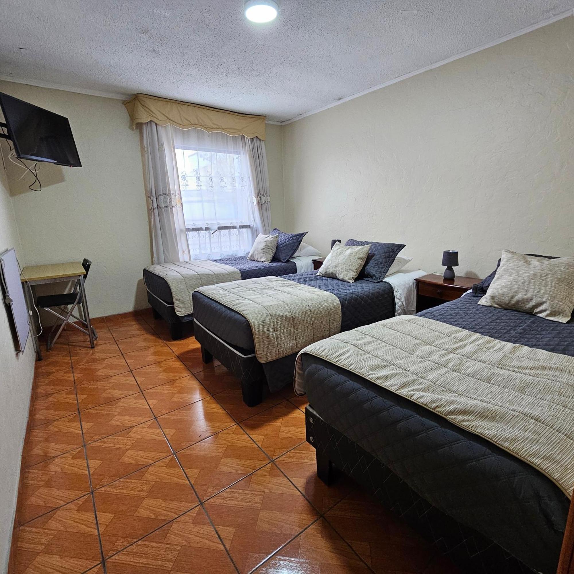 Hostal De Colon ラ・セレナ エクステリア 写真